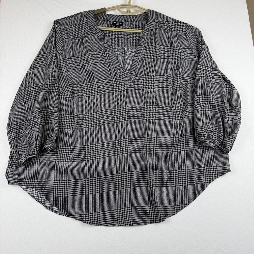Torrid Harper Blouse 1 Plus Black White Plaid Houndstooth V-Neck 3/4 Sleeve Top